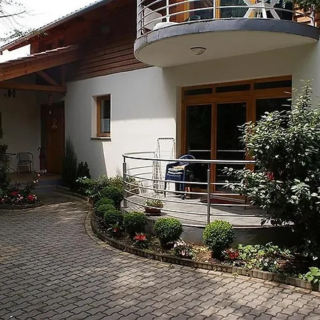 Stephanie B Balatonboglár